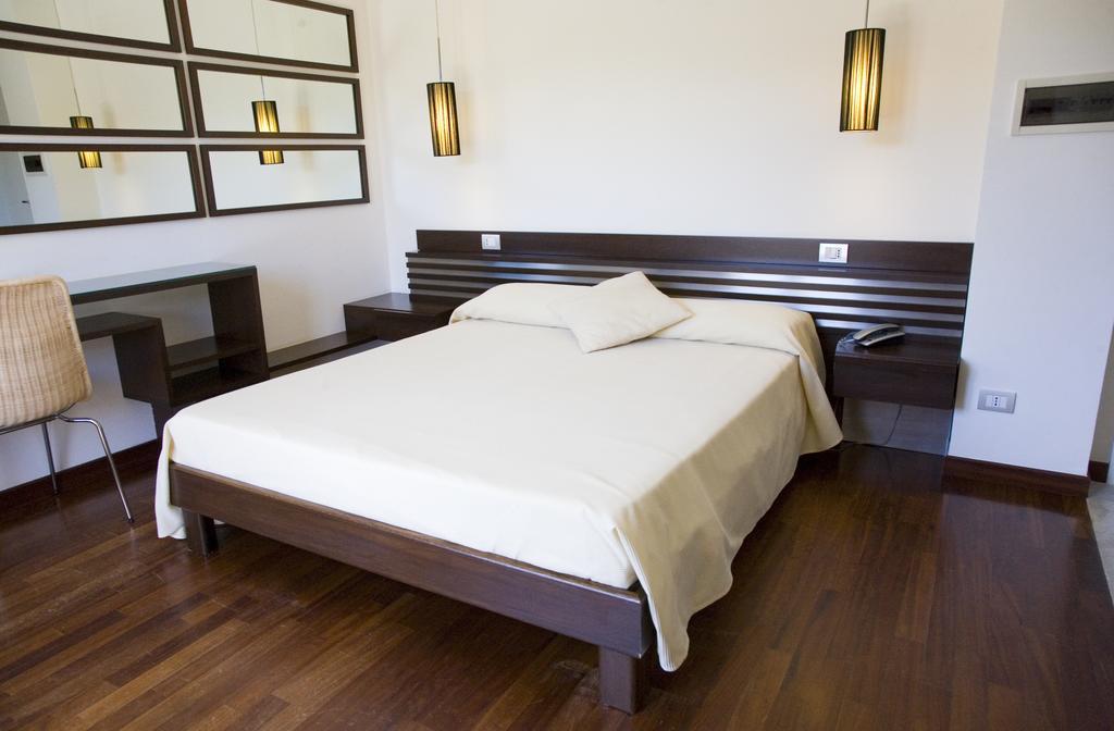 Hotel Le Piane Villammare Zimmer foto
